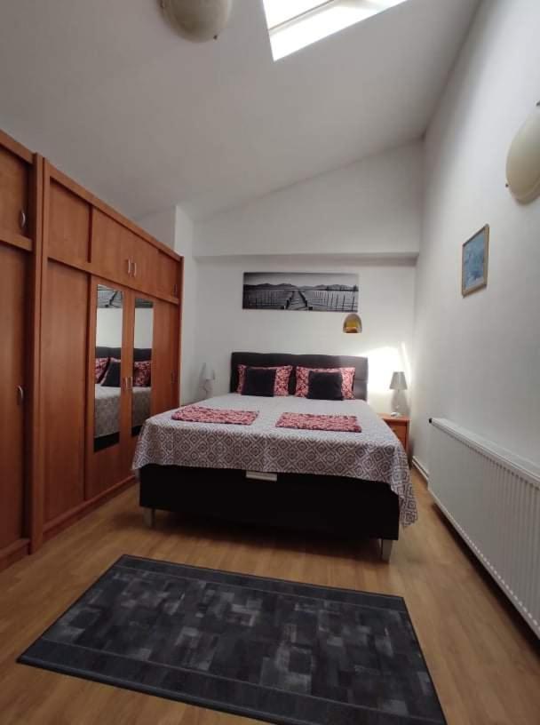 Apartmani Amans Pula Exterior photo
