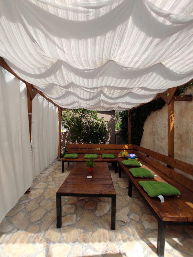 Apartmani Amans Pula Exterior photo