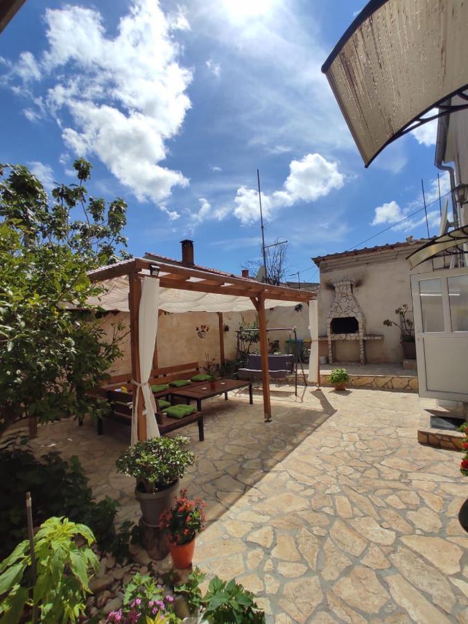 Apartmani Amans Pula Exterior photo