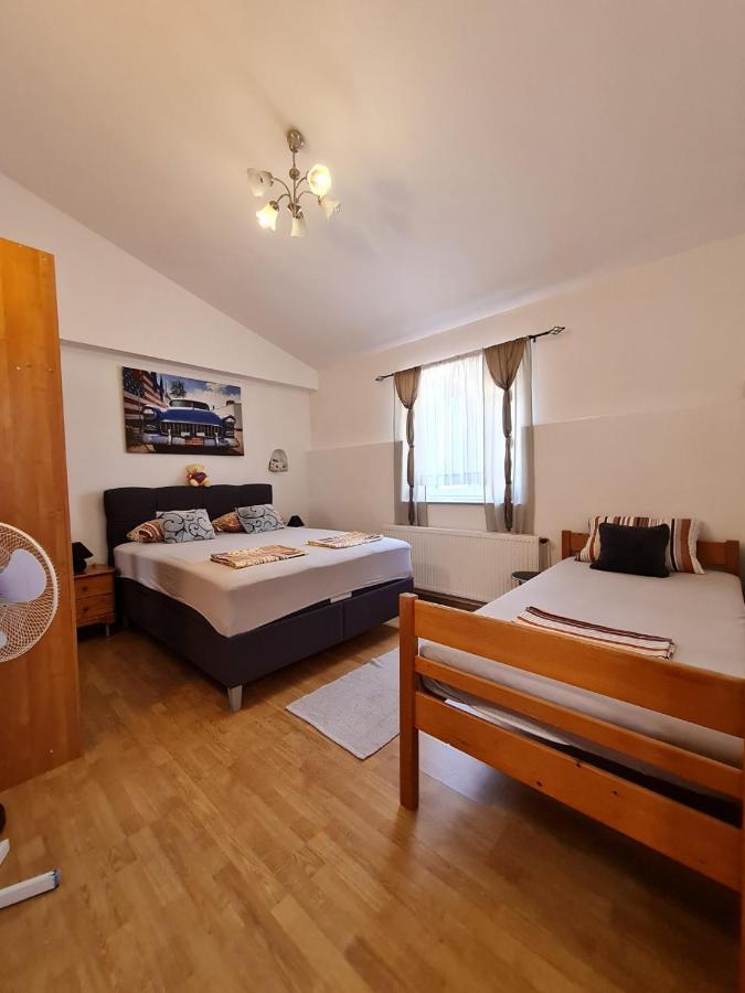 Apartmani Amans Pula Exterior photo