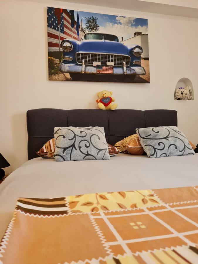 Apartmani Amans Pula Exterior photo