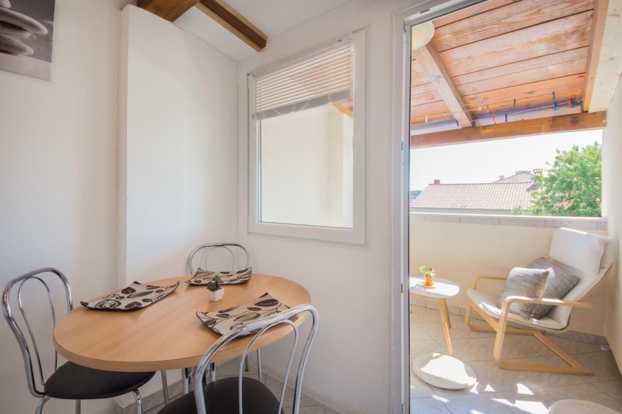Apartmani Amans Pula Exterior photo