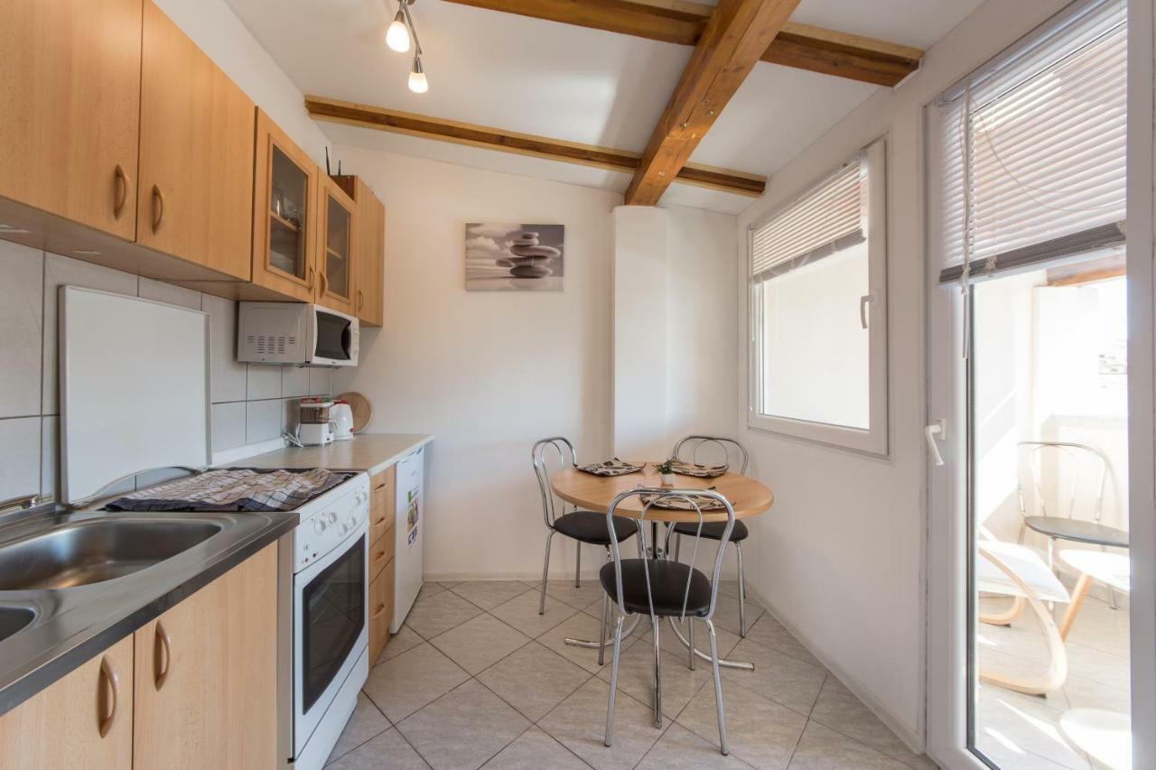 Apartmani Amans Pula Exterior photo